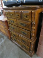 SOLID WOOD 5 DWR CHEST ON CHEST
