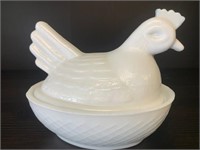 Vintage Milk Glass Hen On Nest Covered Dish