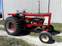 Farmall 806 Gas Tractor
