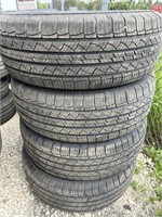 Set of 4 Michelin Latitude tires 245/60R18