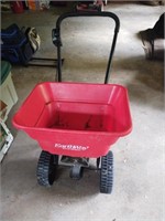 EarthWay EV-N-SPRED 2050 broadcast spreader