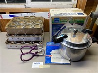 PRESSURE COOKER + 35 JARS + PURPLE JAR LIFTER