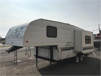 Fleetwood Wilderness Series Fifth-Wheel Camper