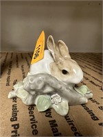 LLADRO PORCELAIN SCULPTURE 1985 BUNNY RABBIT