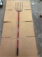 Working Tool- 5 tine pitchfork