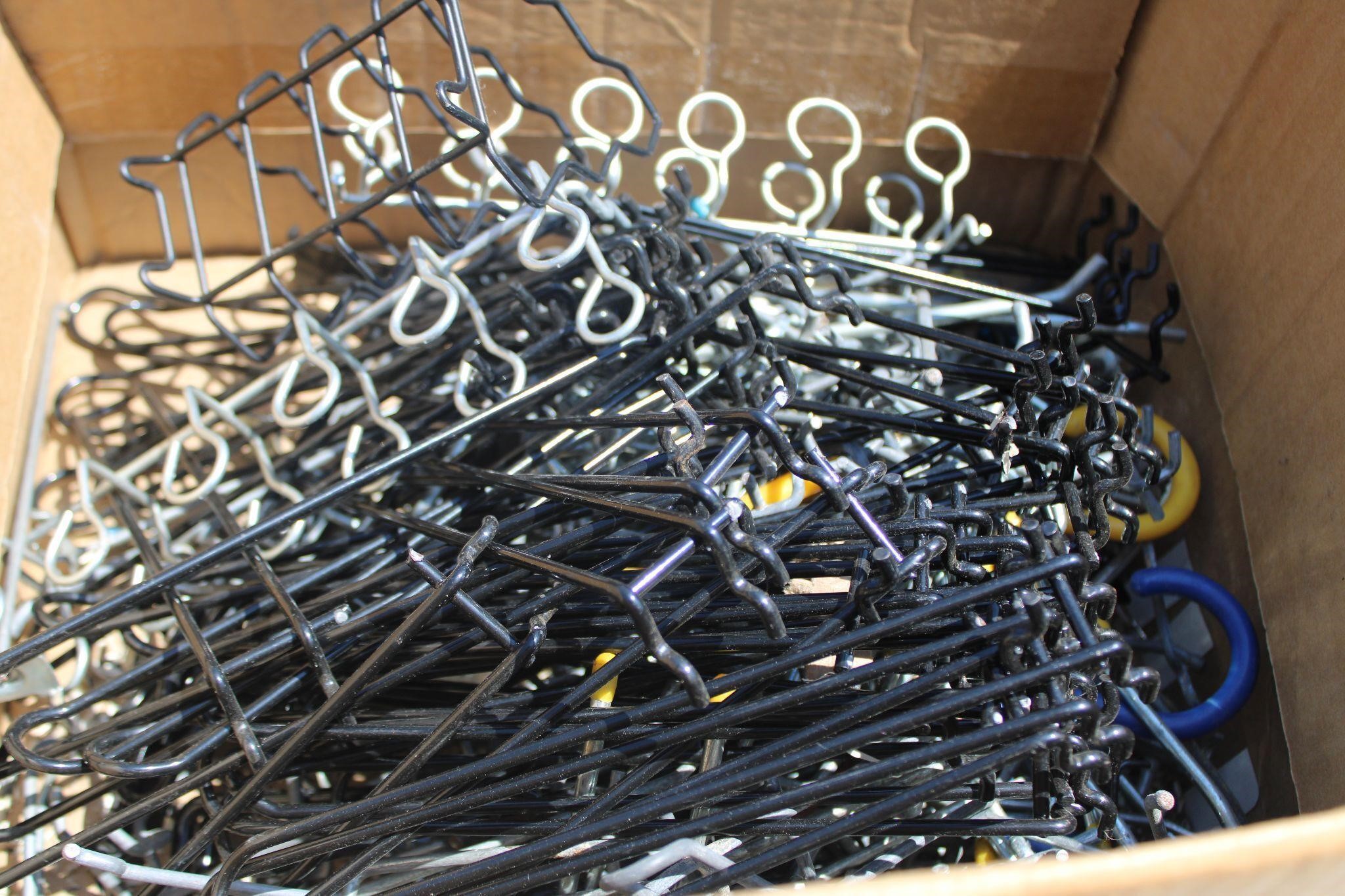 Box of miscellaneous size Peg Hooks