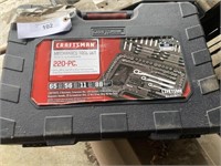 CRAFTSMAN 220 PC SOCKET/WRENCH SET