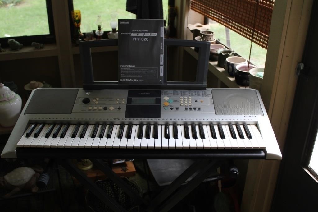 Yamaha Digital Keyboard with Stand