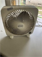 Small table fan