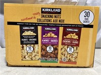 Signature Snacking Nuts