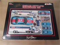 RACING CHAMPIONS #43 LIMITED EDITION SET