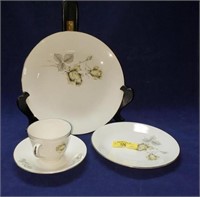 12 Four Piece Place Settings Porstraud Sweden