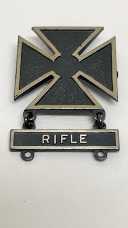 WWll US Army Rifle Marksman Pin, Marked Sterling.