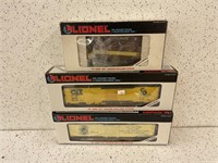 3 LIONEL ROLLING STOCK CARS
