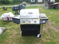 GAS GRILL