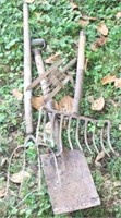 Lot of Assorted Outdoor Tools