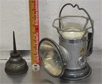 Vintage oiler & lantern flashlight, see pics