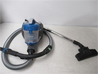 $100-"Used" Eureka Whirlwind Vacuum, 2.5L, NEN101C