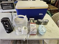 Cooler, Small Kitchen Appliances, Tub Handle
