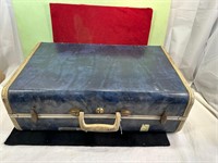 **VTG MED SUITCASE BLUE