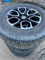 Factory Wheels & Tires from 2020 Ford Expedition