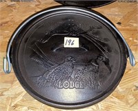 Lodge 10qt Camping Pan W/Decorative Lid & Handle