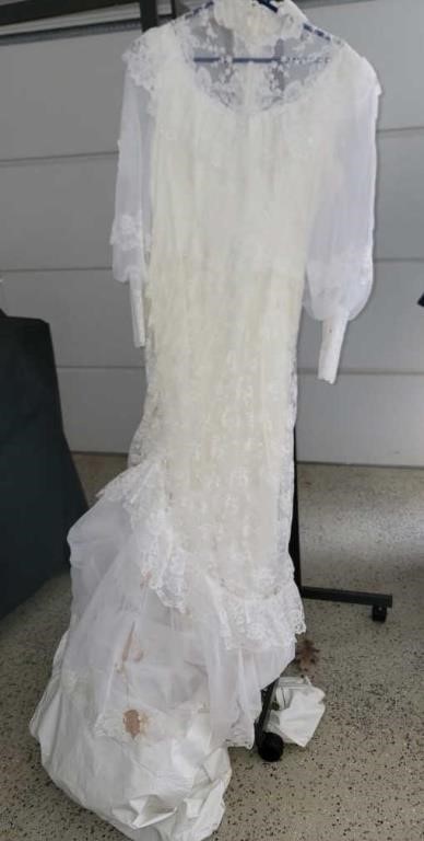 Vintage Wedding Dress 14