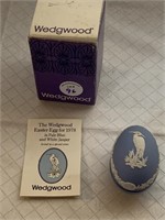 WEDGWOOD 1978 EASTER EGG