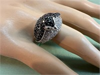 STERLING SILVER PENGUIN RING SIZE 9