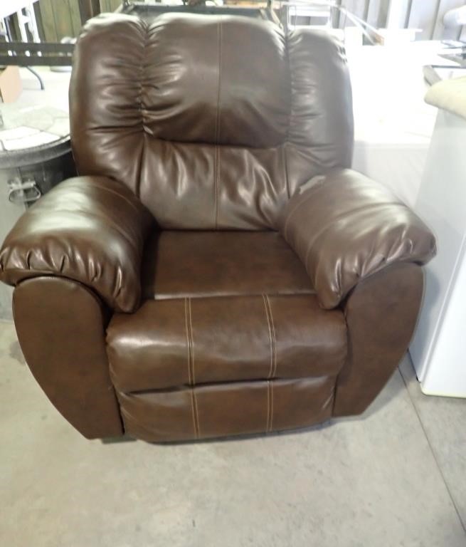 VINYL RECLINER