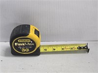 Stanley FatMax 30 ft tape measure