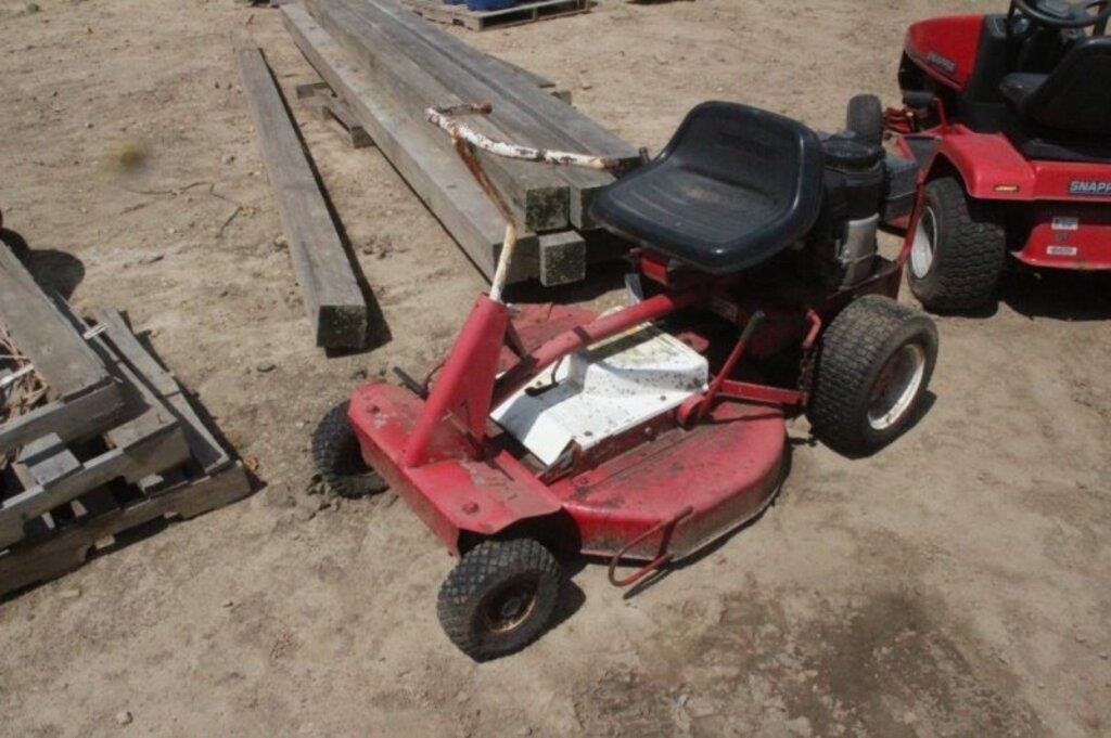 Snapper Riding Lawn Mower