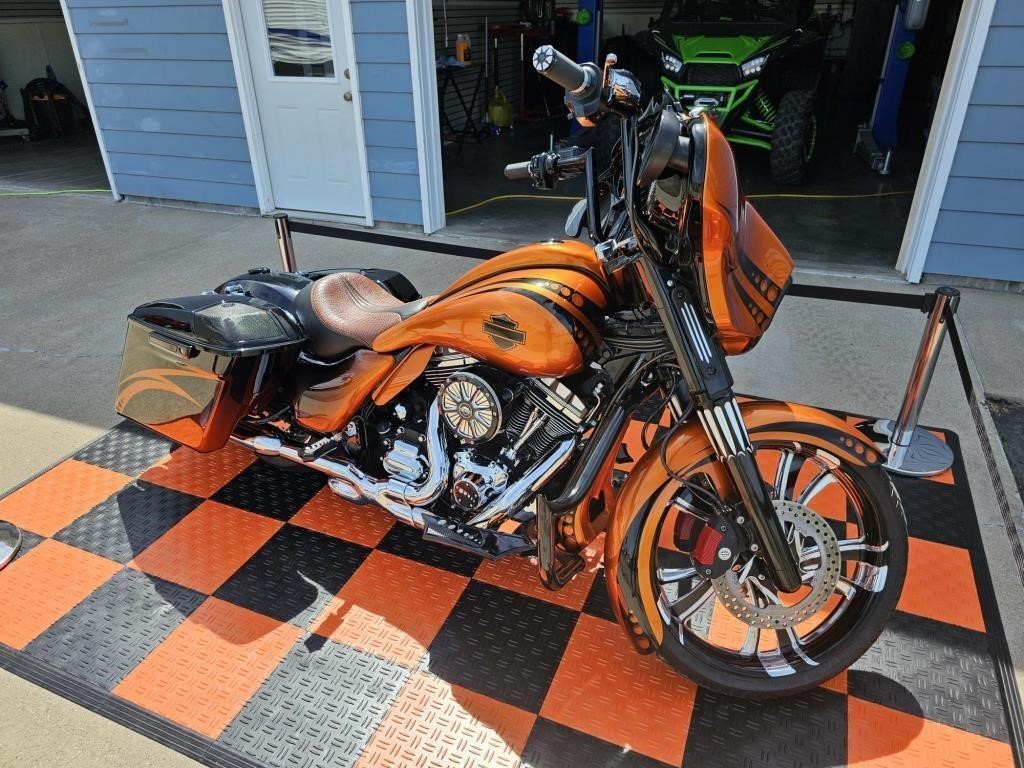 2014 Harley Davidson Street Glide Special