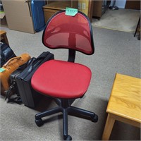 B357 red steno chair