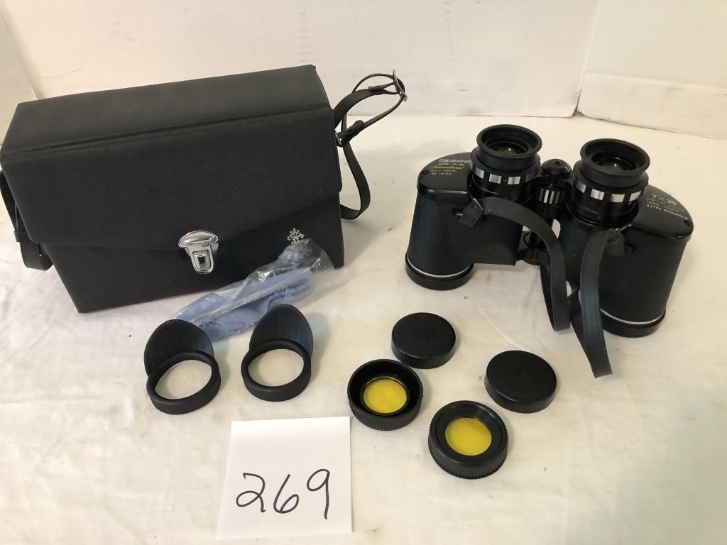 Tasco binoculars, model 400, 7 x 35, with case