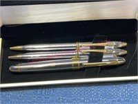 Roche pen set in box