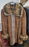 Mantanaco Coat Beautiful Leather/Fur Coat - M