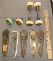 6 Art Deco doorknobs & 5 Art Deco lock plates