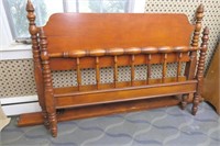 Vintage Wood Full Bed