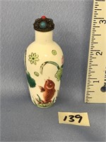 Vintage Chinese snuff bottle, hand painted with ko