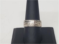 .925 Sterling Silver Floral Band