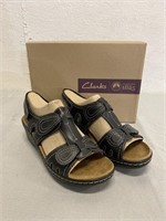 Clark’s Women’s Sandals Size 9.5- NIB