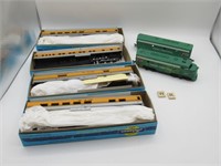 H/O SCALE TRAIN ENGINE WITH CARS