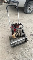 Snowblower missing pieces ( untested).