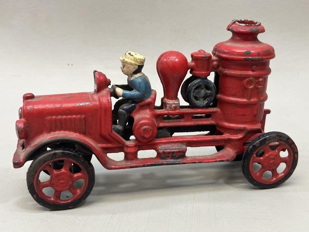 Hubley Style Cast Iron Pumper Fire Truck