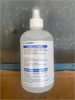 Leader lens cleaner