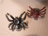 TWO ADJUSTABLE STRETCH BAND SPIDER RINGS