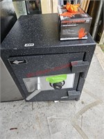 Amsec HEAVY Safe with Combo to Unlock $$$