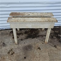 Wood stool/bench