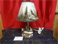 WOLF THEMED LAMP 13" TALL